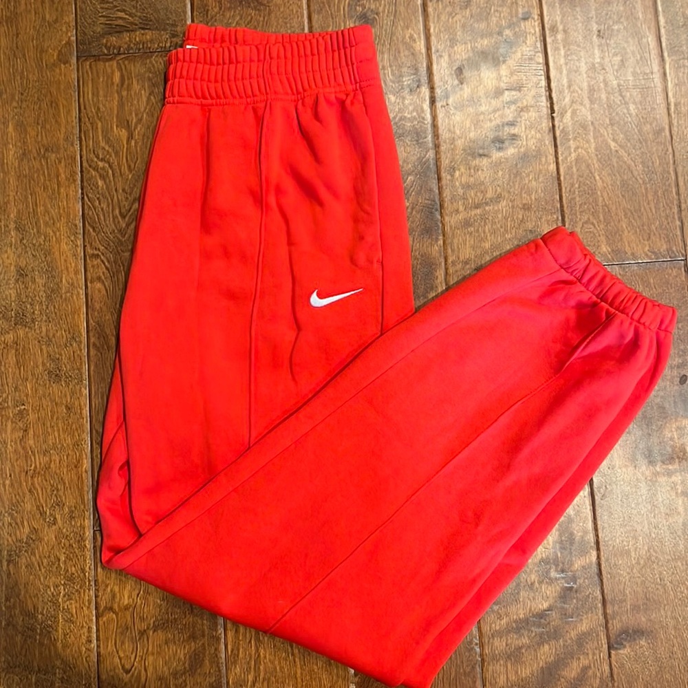 Nike Red Sweatpants Joggers Size M Loose Fit Brand New Track Pants